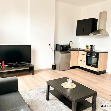 Daire Bel Appartement Entierement Renove *