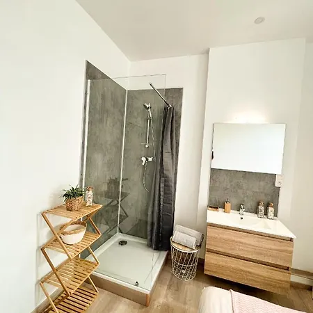 アパート Bel Appartement Entierement Renove セラン